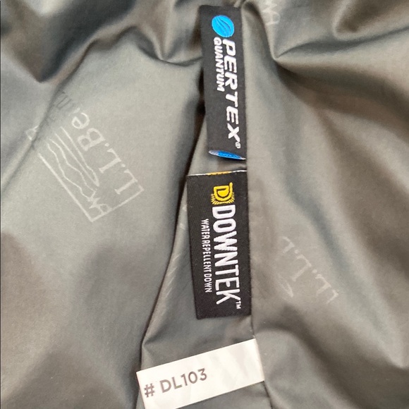 L.L. Bean Black Mountain Classic Down Quilted Vest Men’s Medium EUC - Picture 6 of 7